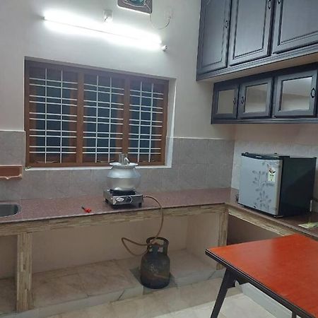 Home In Guruvayur-3 Bedroom Exterior photo